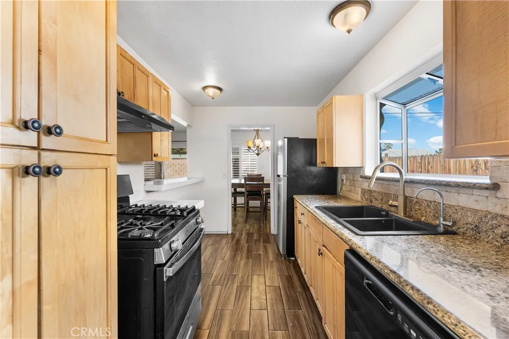 Additional image 39 of 45323 Andale Avenue, Lancaster, CA 93535