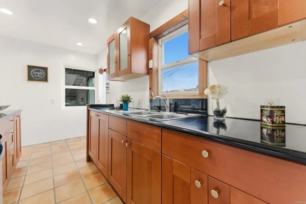 Additional image 64 of 962 Hanover Street, San Diego, CA 92114