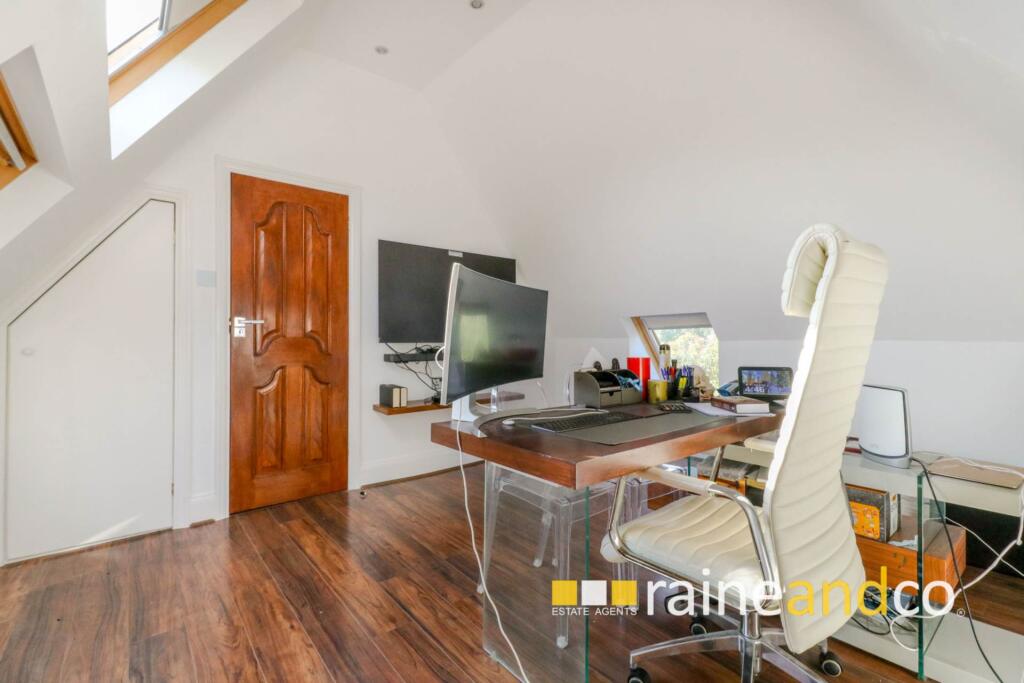 Additional image 49 of Great North Road, Bell Bar, Brookmans Park