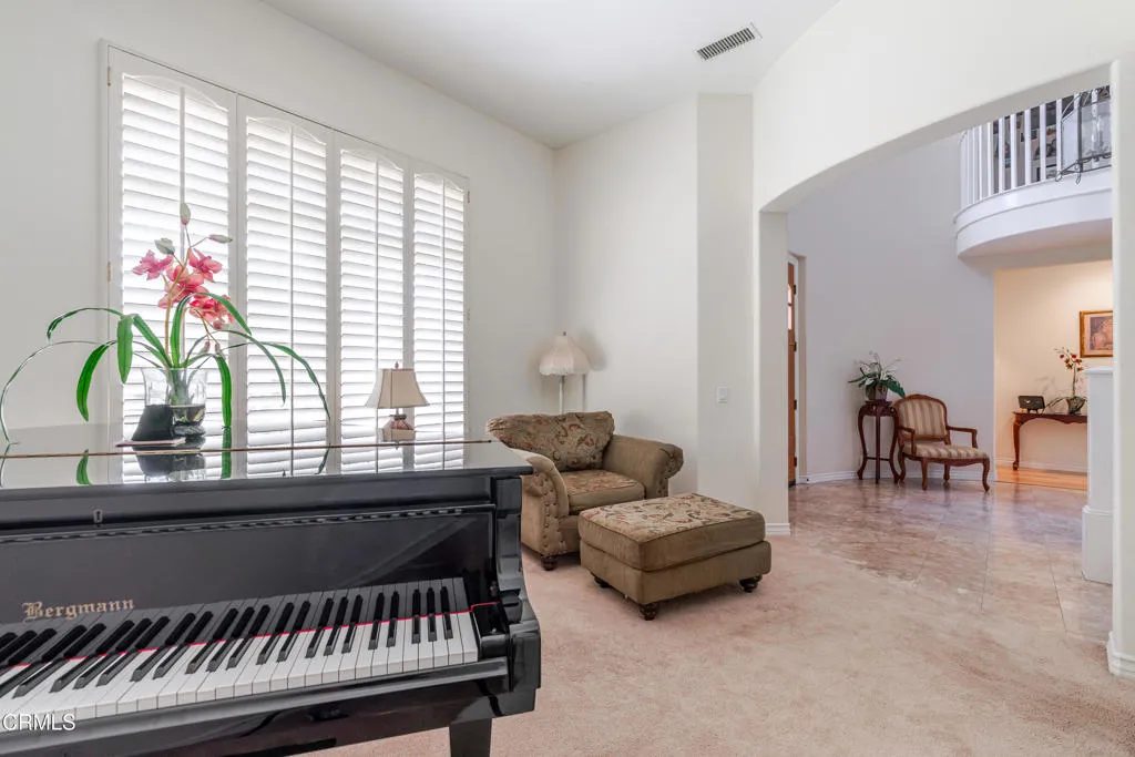 Additional image 9 of 3751 N Hollingsworth Road, Altadena, CA 91001