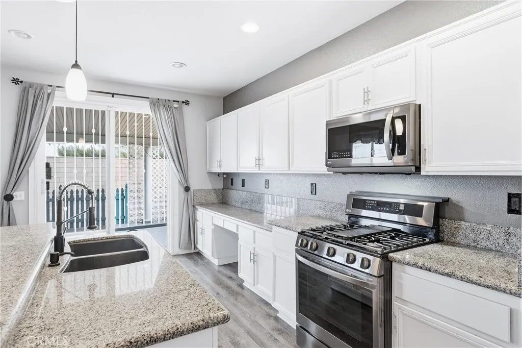 Additional image 18 of 8923 Azalea Springs Road, Oak Hills, CA 92344