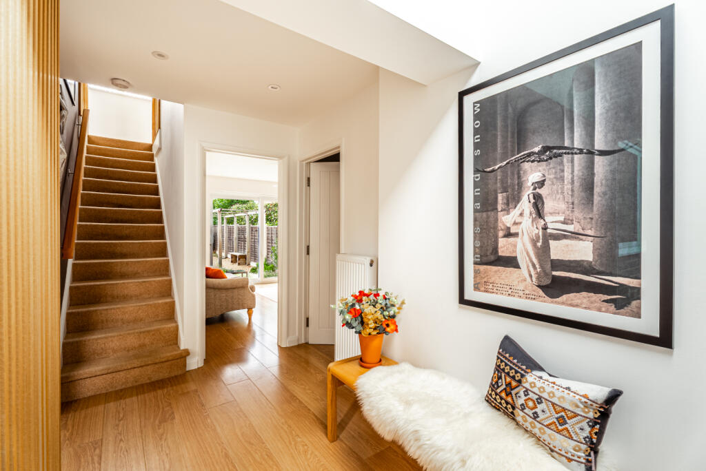 Additional image 5 of Gibbons Close, Sandridge, St. Albans, Hertfordshire, AL4