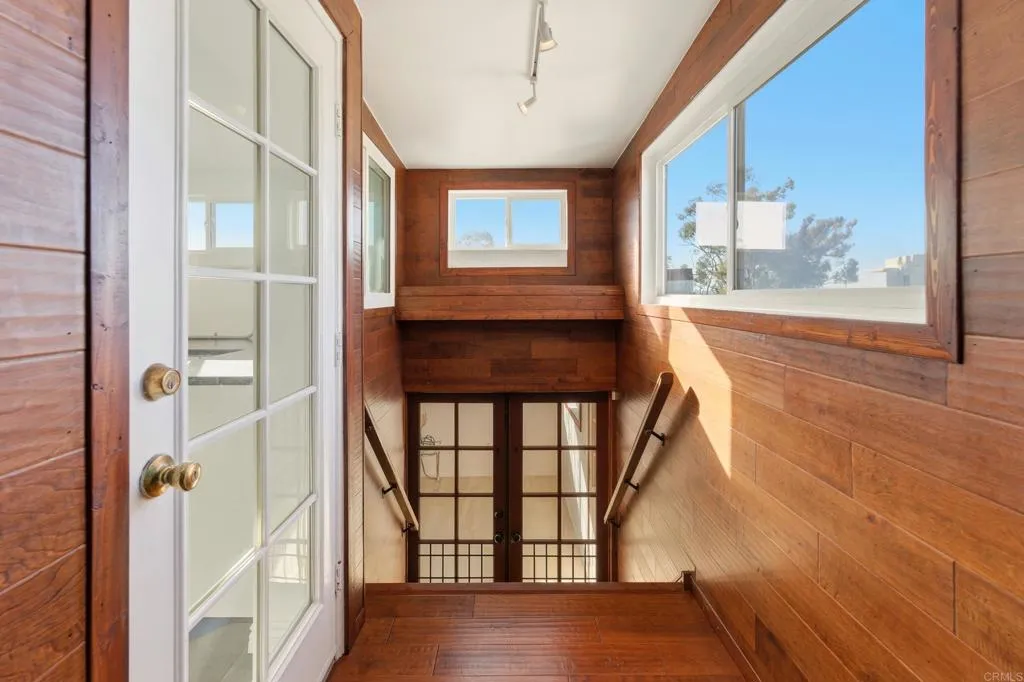 Additional image 29 of 962 Hanover Street, San Diego, CA 92114