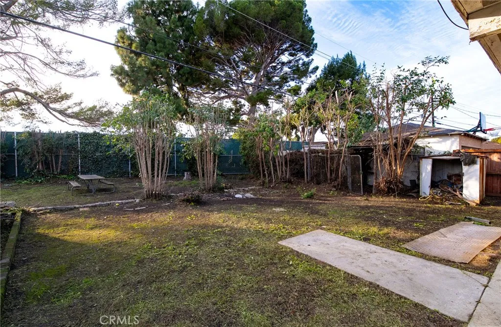 Additional image 92 of 3421 S Dunsmuir Ave, Los Angeles, CA 90016