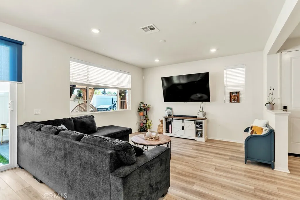 Additional image 8 of 28175 Ashtree Street, Temecula, CA 92591