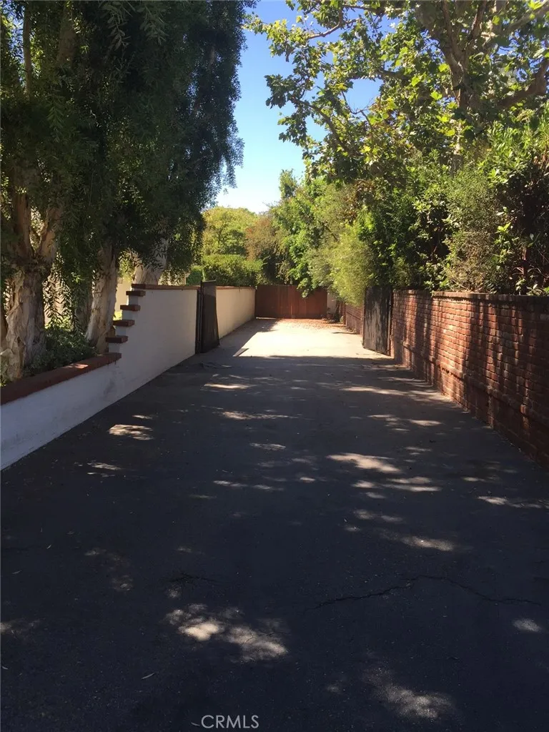 Additional image 48 of 4645 Ledge Avenue, Toluca Lake, CA 91602