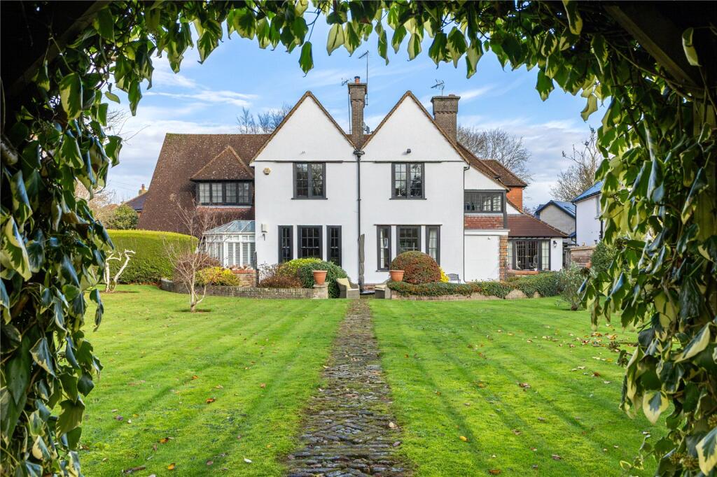 Additional image 16 of West Common, Harpenden, Hertfordshire, AL5