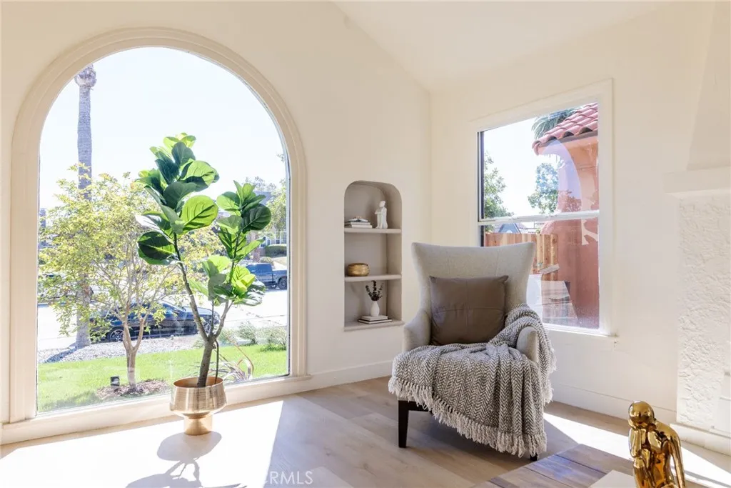 Additional image 14 of 2127 W 76th St, Los Angeles, CA 90047