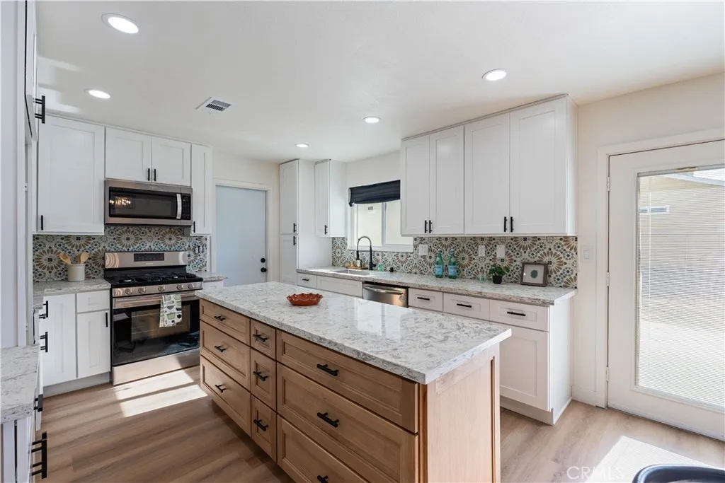 Additional image 10 of 12850 Lakota Rd, Apple Valley, CA 92308