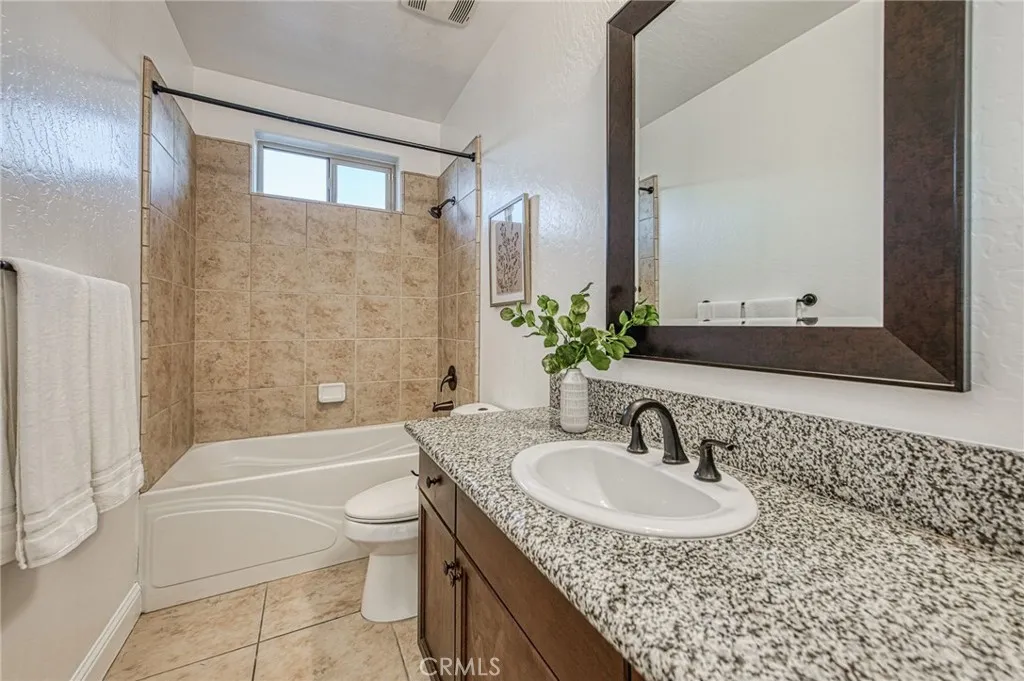 Additional image 117 of 11384 N Via Montessori Dr, Fresno, CA 93730