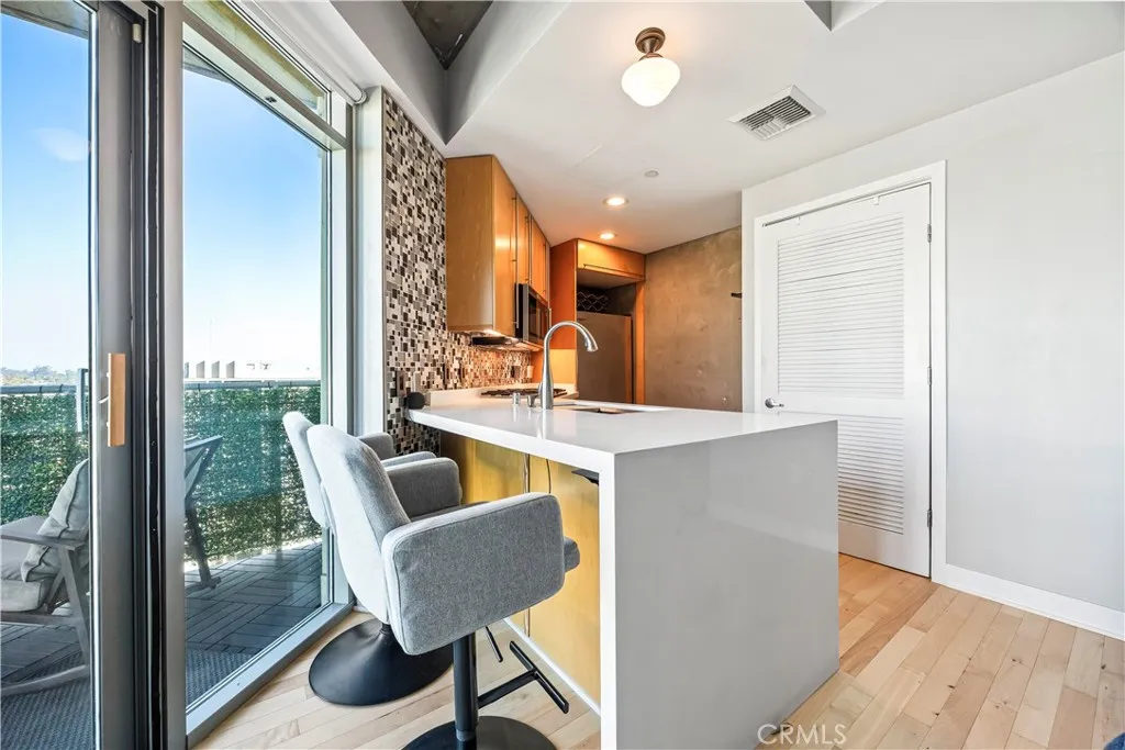 Additional image 5 of 801 Ash Street Unit 1002, San Diego, CA 92101