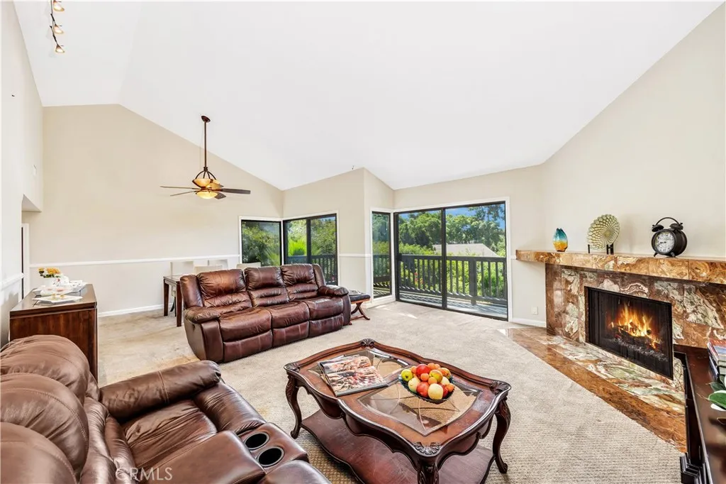 3 Palos Unit 51, Irvine, CA 92612 photo 3