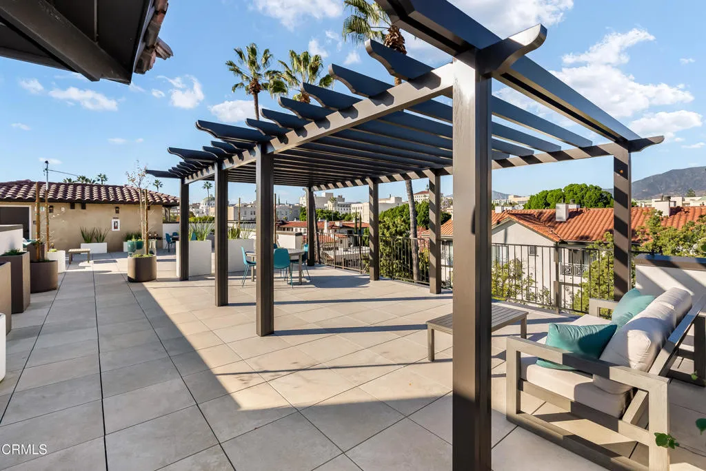 Additional image 35 of 139 S Oak Knoll Avenue Unit 203, Pasadena, CA 91101