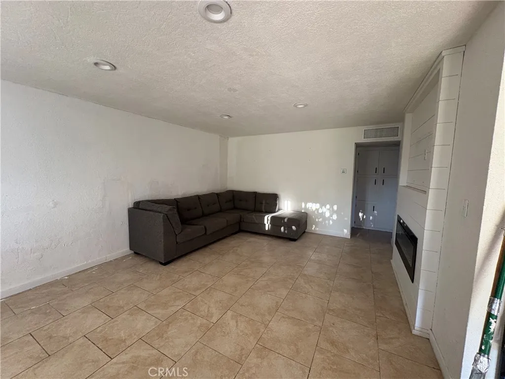 Additional image 3 of 12852 Catalpa Ave, Desert Hot Springs, CA 92240