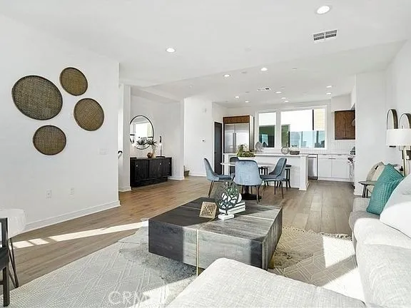 Additional image 44 of 1056 N Joels Place, Los Angeles, CA 90012