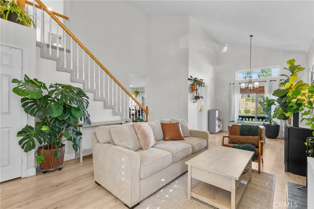 Additional image 37 of 21625 Farmington Ln, Saugus, CA 91350