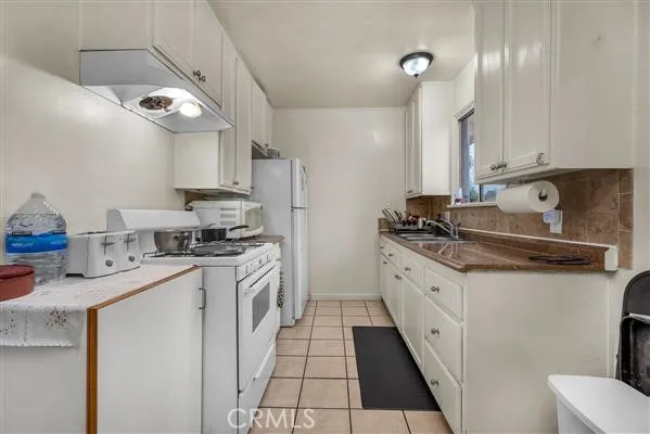 Additional image 32 of 11012 Noble, Mission Hills (San Fernando), CA 91345
