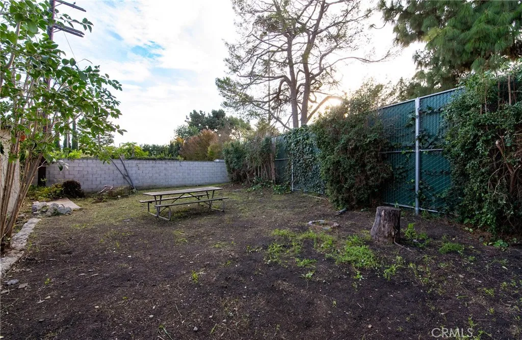 Additional image 87 of 3421 S Dunsmuir Ave, Los Angeles, CA 90016