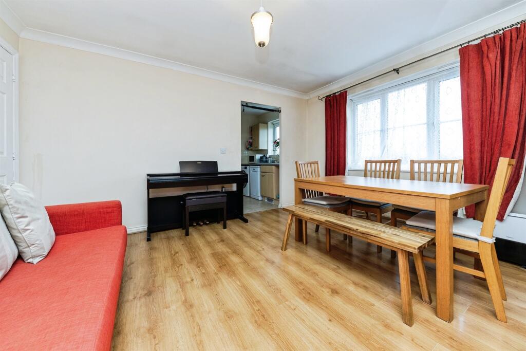 Additional image 4 of Gorseway, Hatfield