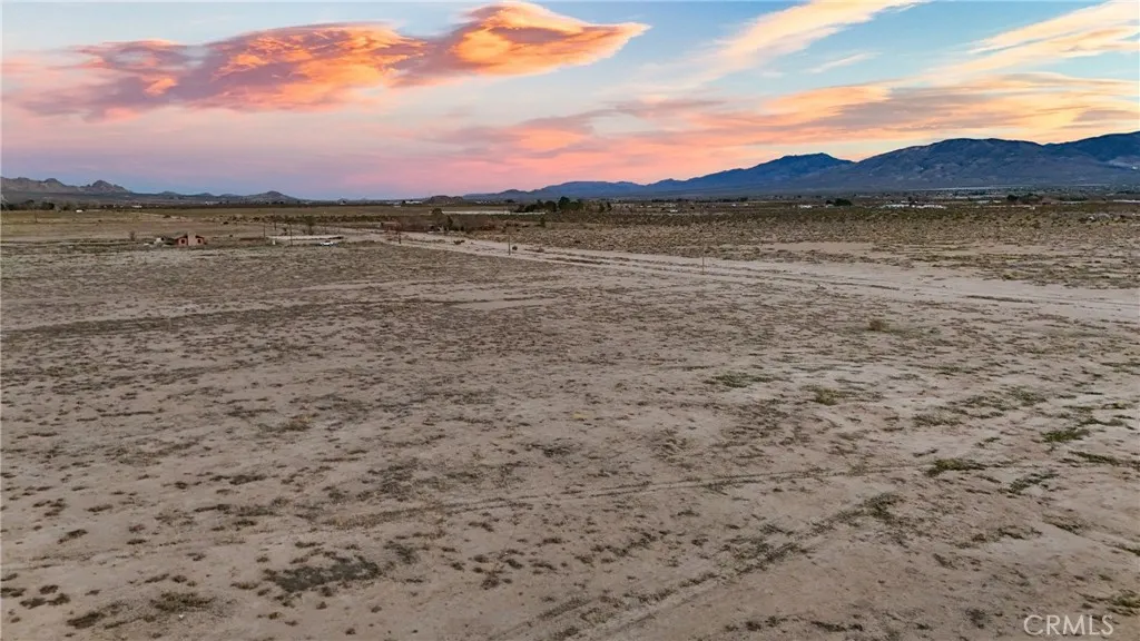 12148 Wilshire Rd, Lucerne Valley, CA 92356