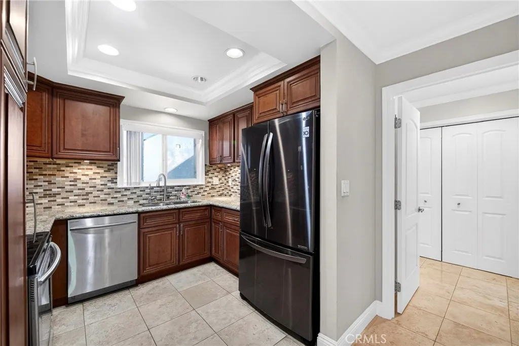 Additional image 10 of 2393 Via Mariposa W Unit 2B, Laguna Woods, CA 92637
