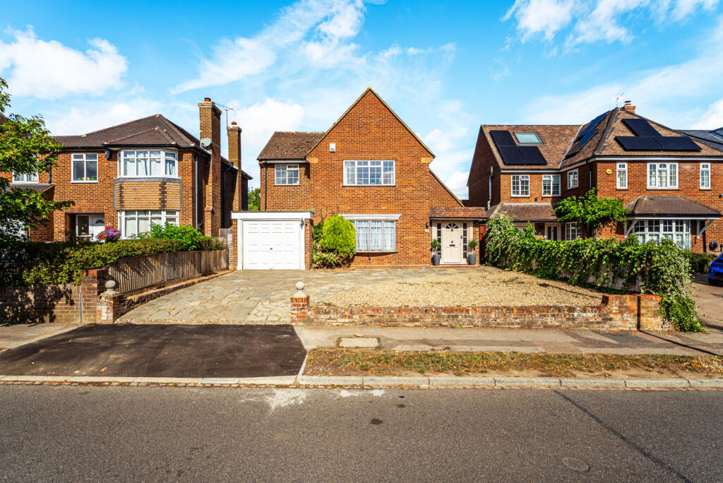 Additional image 18 of Abbey Avenue, St. Albans, Hertfordshire, AL3