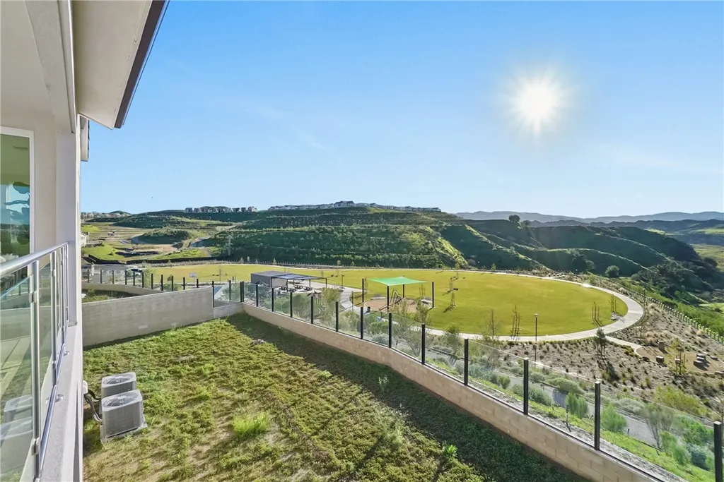 Additional image 46 of 27392 Dialogue Way, Valencia, CA 91381