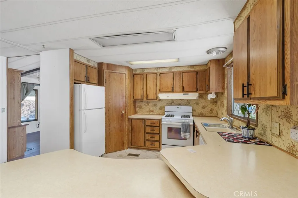 Additional image 48 of 1456 E Philadelphia St Spc 89, Ontario, CA 91761