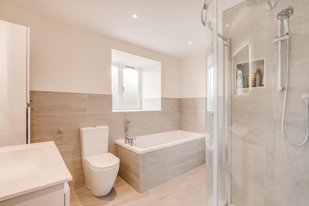 Additional image 18 of Danesbury Park Road, Welwyn, Hertfordshire, AL6