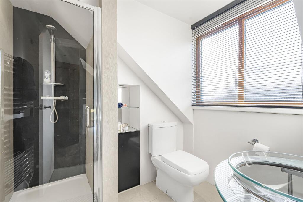 Additional image 21 of Codicote Road, Welwyn