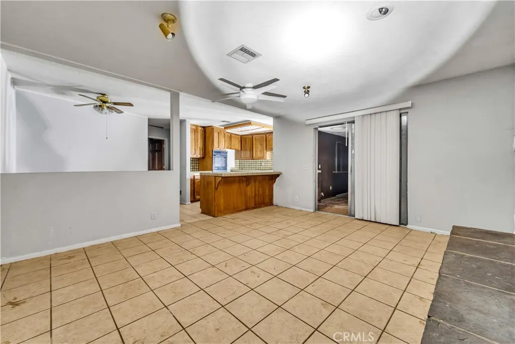 Additional image 12 of 42944 Beau Ville Court, Lancaster, CA 93536