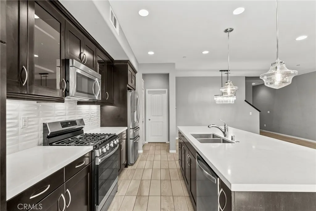 Additional image 66 of 22105 Barrington Way, Saugus, CA 91350