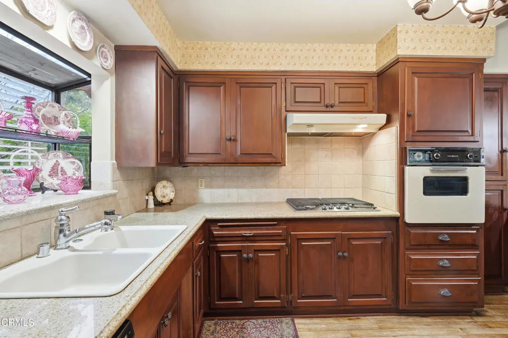 Additional image 64 of 3868 Altura Avenue, Glendale, CA 91214