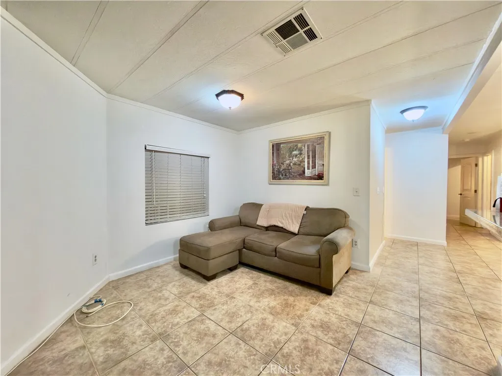 Additional image 22 of 21001 Plummer Street Unit 107, Chatsworth, CA 91311