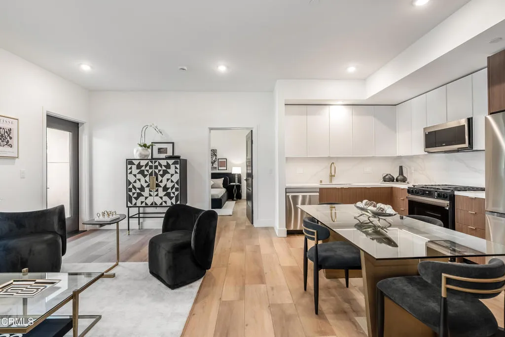 Additional image 51 of 139 S Oak Knoll Avenue Unit 203, Pasadena, CA 91101