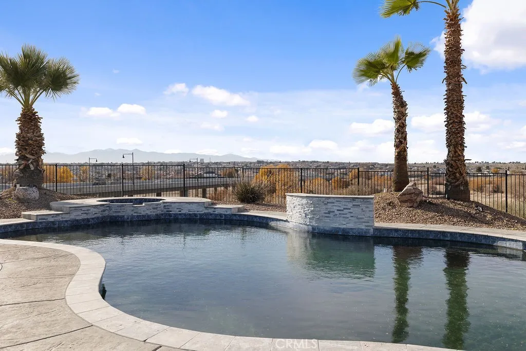 Additional image 58 of 18785 Sahale, Apple Valley, CA 92307