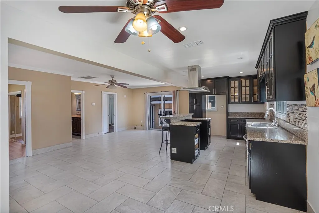 Additional image 22 of 400 E Buckthorn Street, Inglewood, CA 90301