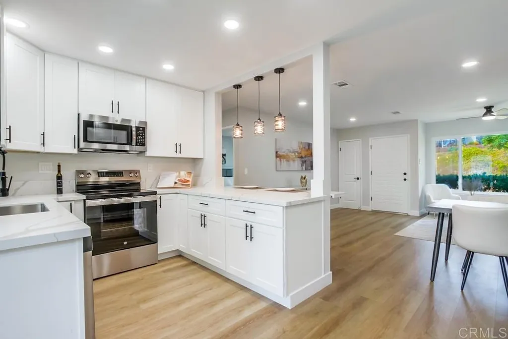 Additional image 4 of 3839 Vista Campana S Unit 6, Oceanside, CA 92057