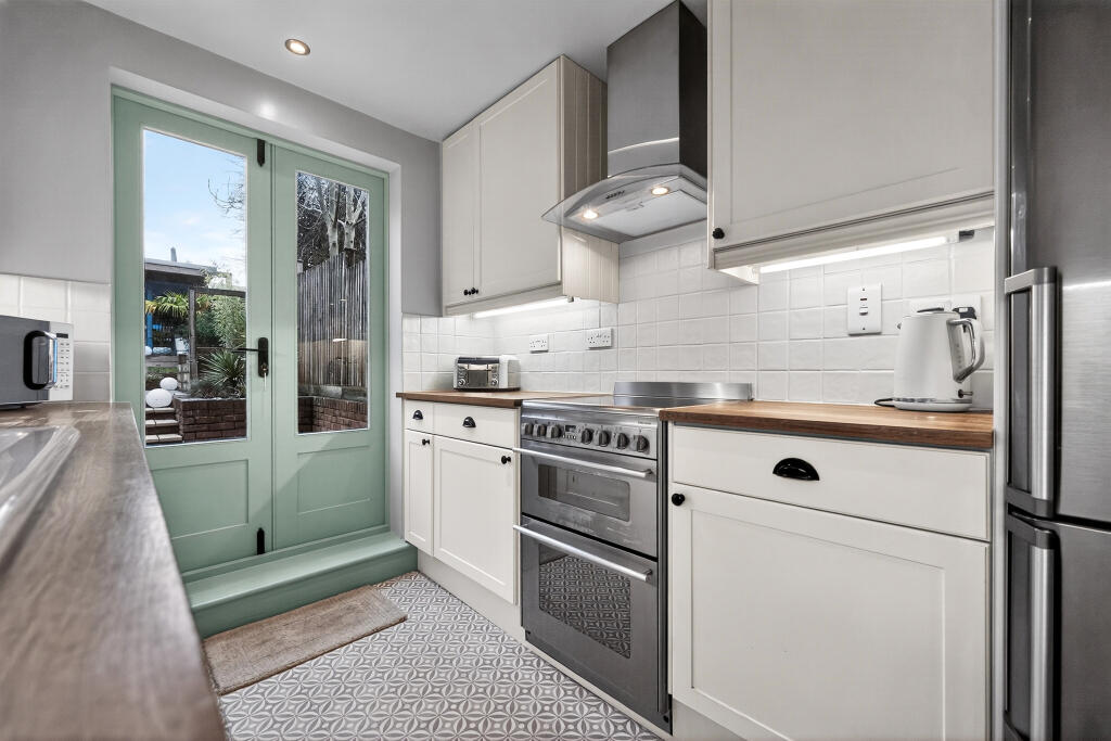 Additional image 9 of Kimberley Road, St. Albans, AL3