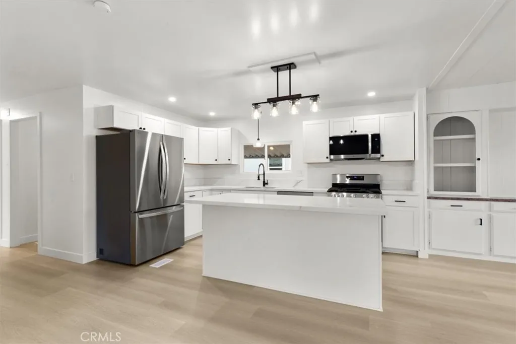 Additional image 54 of 80 Huntington St Unit 701, Huntington Beach, CA 92648