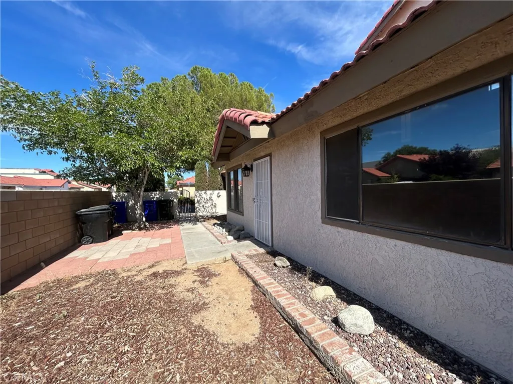 Additional image 5 of 12207 Merrod Way, Victorville, CA 92395