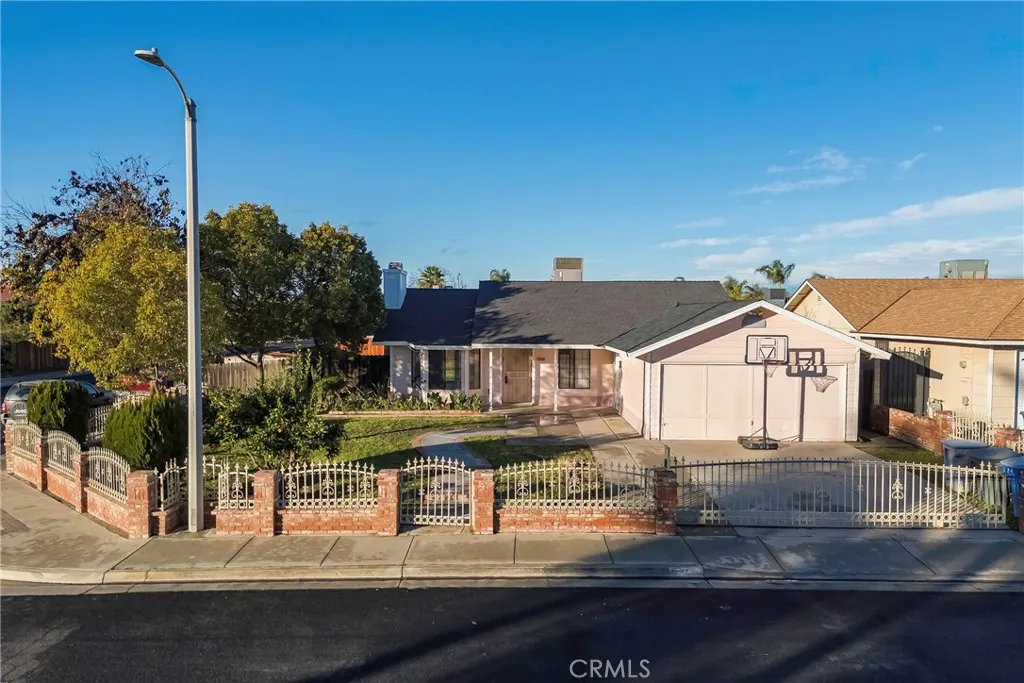 Additional image 3 of 2203 19th, Delano, CA 93215