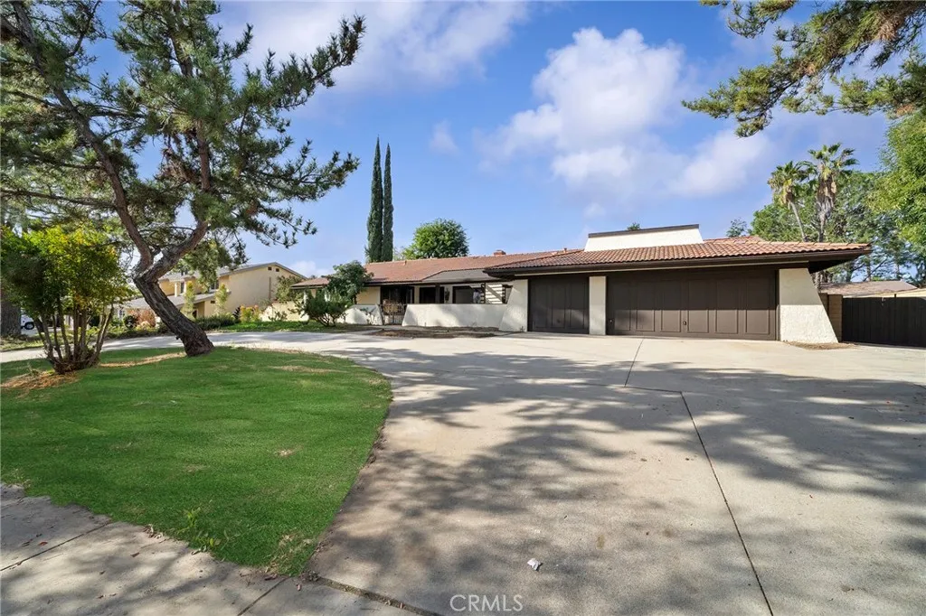 Additional image 44 of 2025 N 2nd Ave, Upland, CA 91784