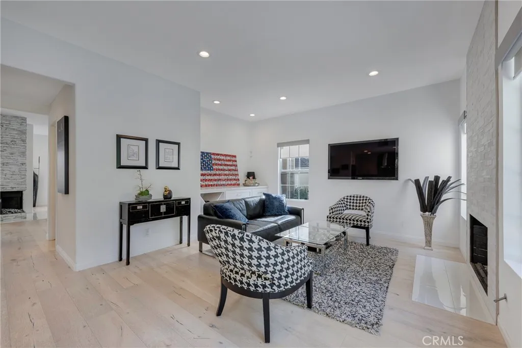 Additional image 76 of 939 Blue Mountain Cir, Westlake Village, CA 91362