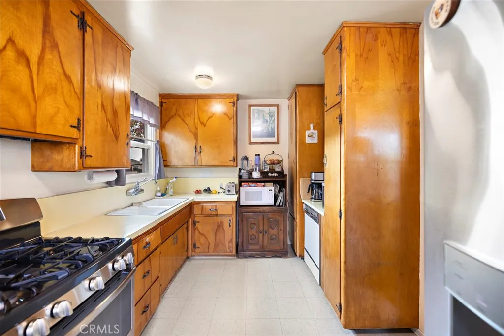 Additional image 16 of 437 E Mauna Loa Ave, Glendora, CA 91740