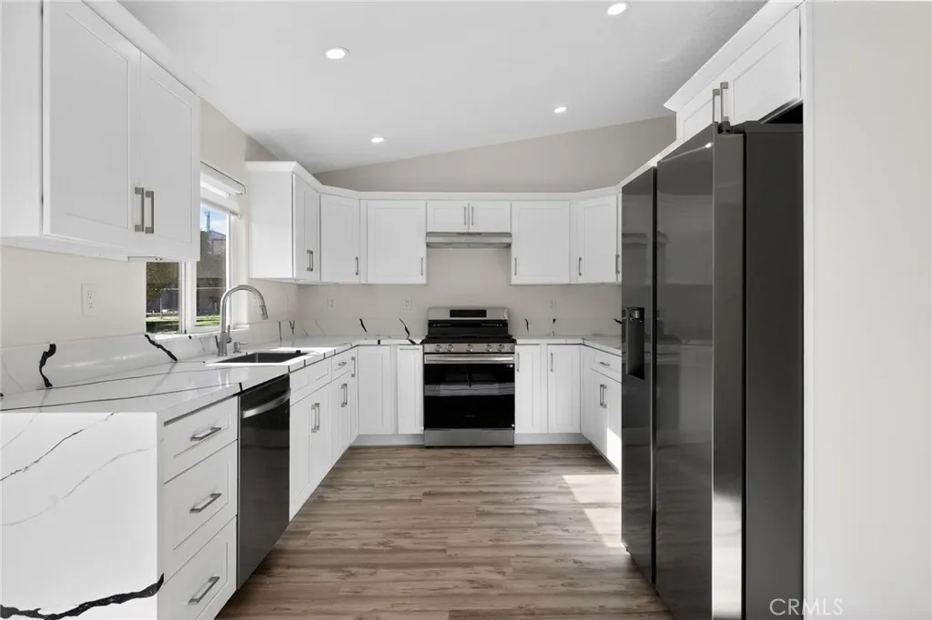 Additional image 18 of 7680 Rockaway Avenue, Yucca Valley, CA 92284