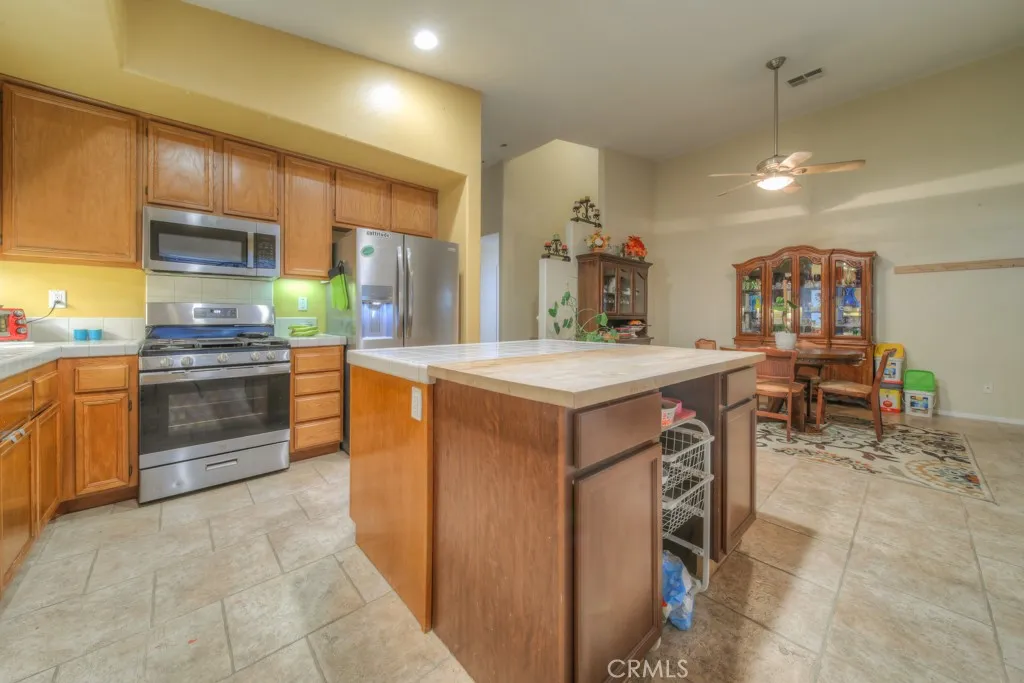 Additional image 67 of 1036 Meadowlake Lane, Lake Elsinore, CA 92530