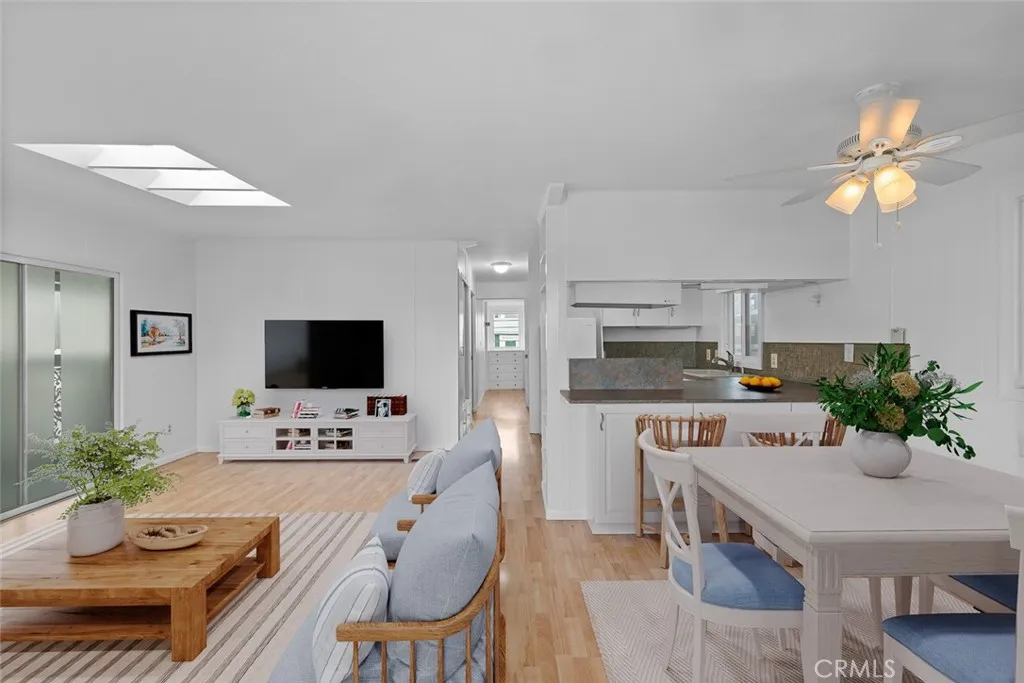 Additional image 4 of 307 Lexinton Circle, Newport Beach, CA 92660