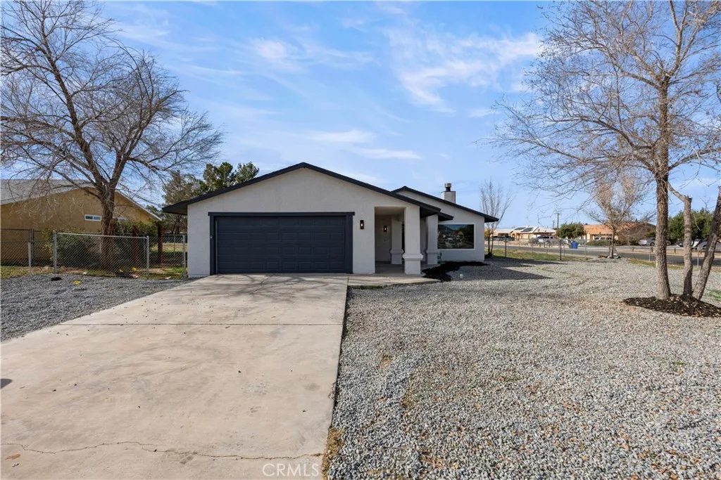 Additional image 50 of 12850 Lakota Rd, Apple Valley, CA 92308