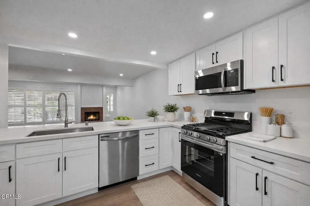 Additional image 4 of 5720 Owensmouth Avenue Unit 125, Woodland Hills, CA 91367